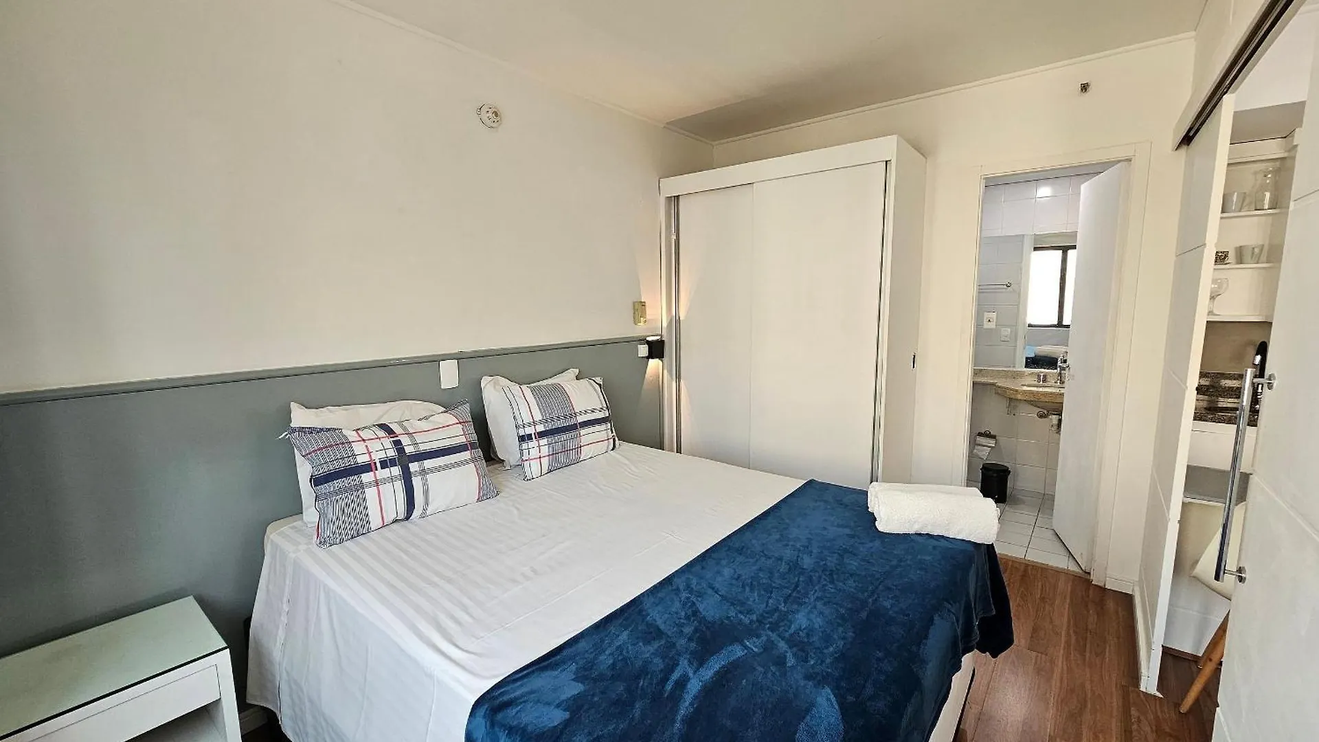 Flat Hotel Av, Ibirapeura 2534 Uh 1102 Sao Paulo
