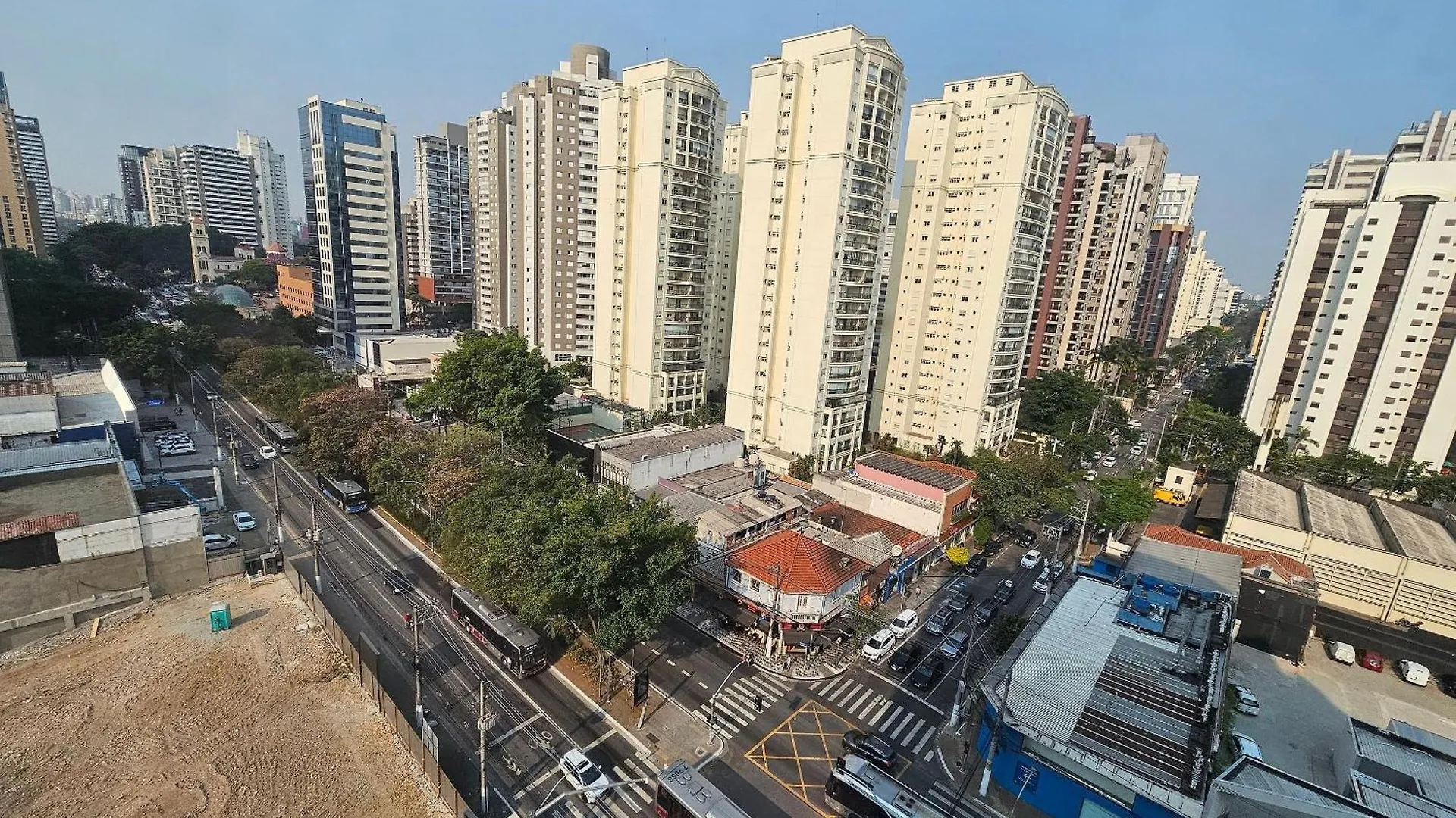 Flat Hotel Av, Ibirapeura 2534 Uh 1102 Sao Paulo 0*,  Brazil