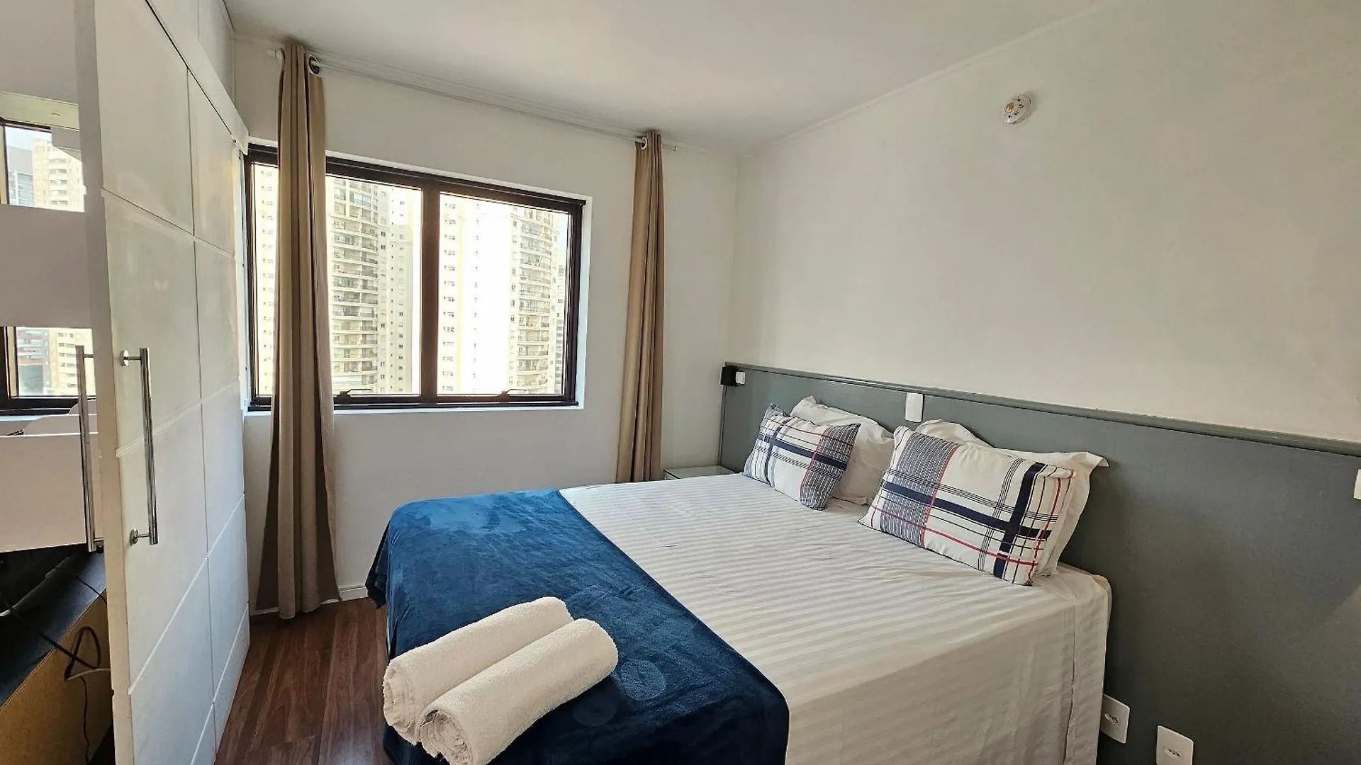 Flat Hotel Av, Ibirapeura 2534 Uh 1102 Sao Paulo